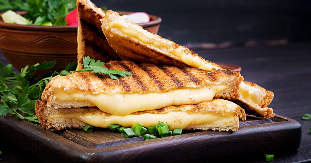 How to Make Cheese Toastie